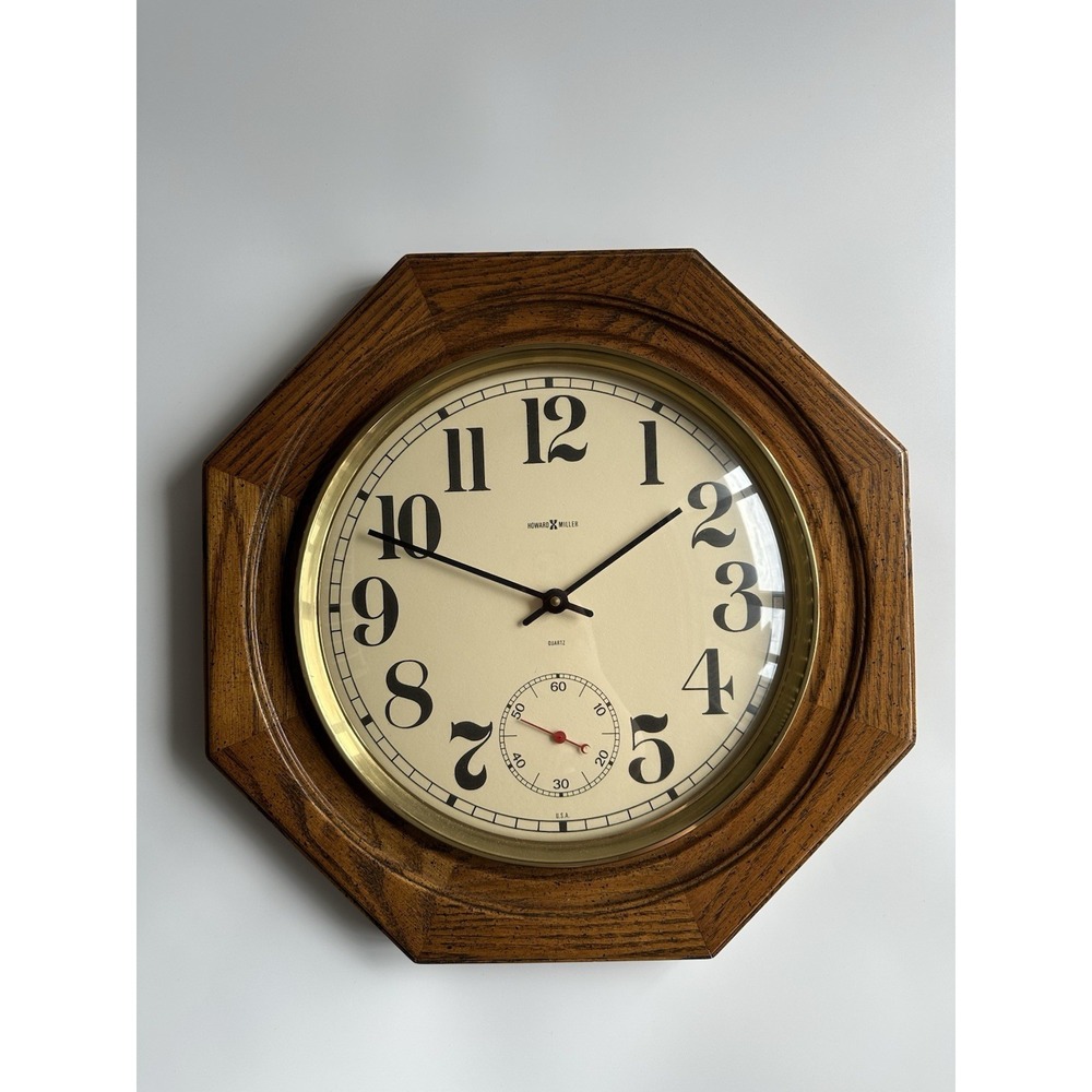Howard Miller 612-247‎ Octagon Wall Clock Quartz Wood Frame Vintage USA 16.5"